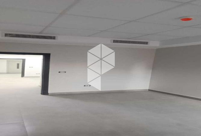 8681988 - Property Image 2