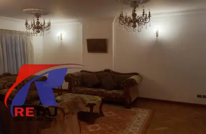 Apartment - 3 Bedrooms - 2 Bathrooms for rent in Hosny Othman St. - Al Sefarat District - Nasr City - Cairo