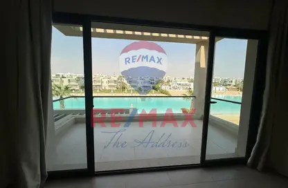 فيلا - 4 غرف نوم - 4 حمامات للبيع في أزهى - العين السخنة - السويس