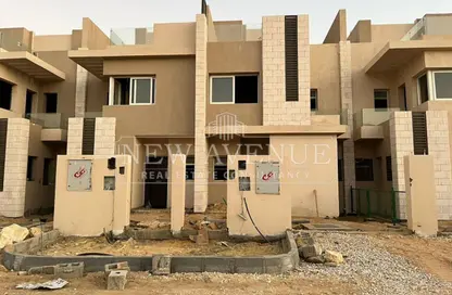 Townhouse - 4 Bedrooms - 4 Bathrooms for sale in Tawny Hyde Park - 6 October Compounds - 6 October City - Giza Townhouse - 4 Bedrooms - 4 Bathrooms for sale in Tawny Hyde Park - 6 October Compounds - 6 October City - Giza