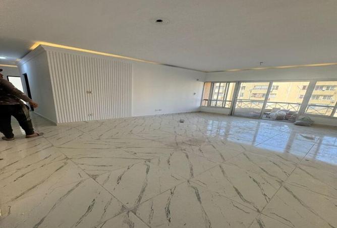 8638637 - صورة العقار 2