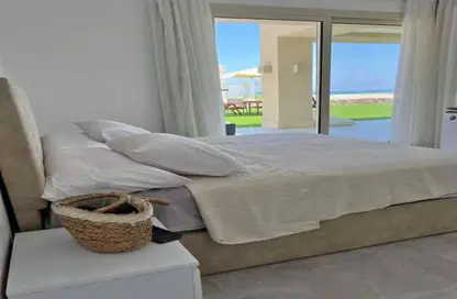 Chalet - 2 Bedrooms - 2 Bathrooms for sale in Hacienda West - Ras Al Hekma - North Coast