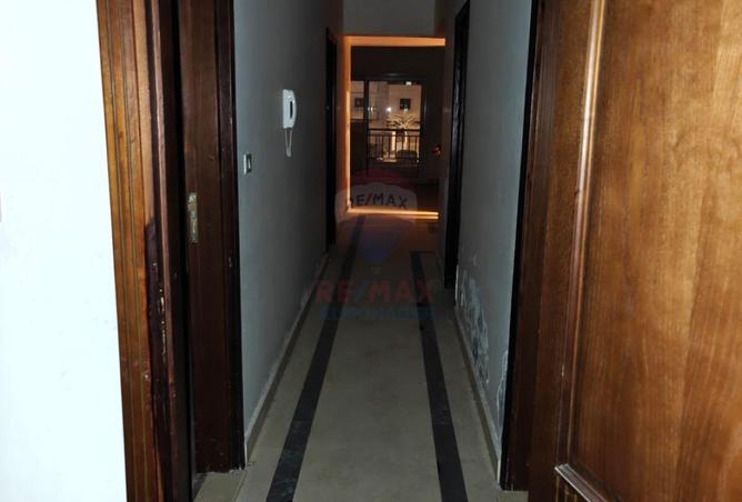 58493160 - Property Image 2