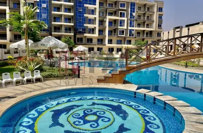 Apartment - 3 Bedrooms - 3 Bathrooms for sale in Isola Sheraton - El Saaqah St. - Sheraton Al Matar - El Nozha - Cairo