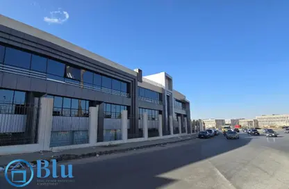 مساحات مكتبية - غرفة نوم - 2 حمامات للايجار في شارع التسعين - التجمع الخامس - مدينة القاهرة الجديدة - القاهرة