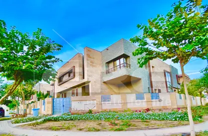 Villa - 4 Bedrooms - 4 Bathrooms for sale in Taj City - 5th Settlement Compounds - The 5th Settlement - New Cairo City - Cairo