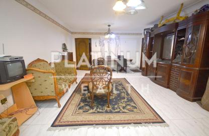 شقة - 3 غرف نوم - 3 حمامات للبيع في ميدان فيكتور عمانوئيل - سموحة - حي شرق - الاسكندرية
