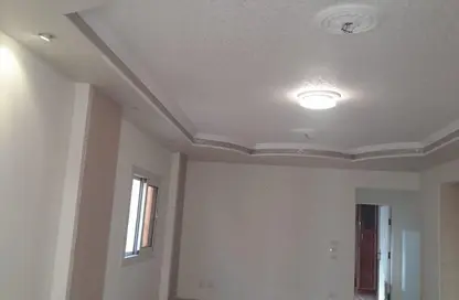 Duplex - 3 Bedrooms - 2 Bathrooms for rent in El Banafseg Apartment Buildings - El Banafseg - New Cairo City - Cairo