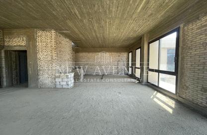 Whole Building - Studio - 6 for sale in District 5 - 5th Settlement Compounds - The 5th Settlement - New Cairo City - Cairo