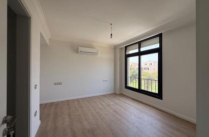 تاون هاوس - 3 غرف نوم - 4 حمامات للايجار في أو ويست - كمبوندات 6 أكتوبر - مدينة 6 أكتوبر - الجيزة