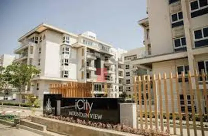 Apartment - 3 Bedrooms - 3 Bathrooms for sale in Mountain View iCity October - 6 October Compounds - 6 October City - Giza