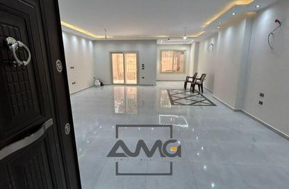 شقة - 2 غرف نوم - 2 حمامات للايجار في عمارات النرجس - النرجس - مدينة القاهرة الجديدة - القاهرة