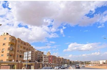 شقة - 3 غرف نوم - 2 حمامات للبيع في البوابة الاولي - خوفو - حدائق الاهرام - الجيزة
