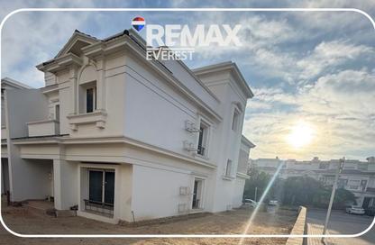Townhouse - 5 - 5 for sale in Mountain View October Park - 6th District - 6 October City - Giza