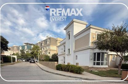 Townhouse - 5 - 5 for sale in Mountain View October Park - 6th District - 6 October City - Giza