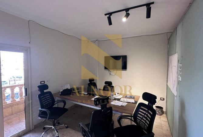 56493519 - Property Image 3