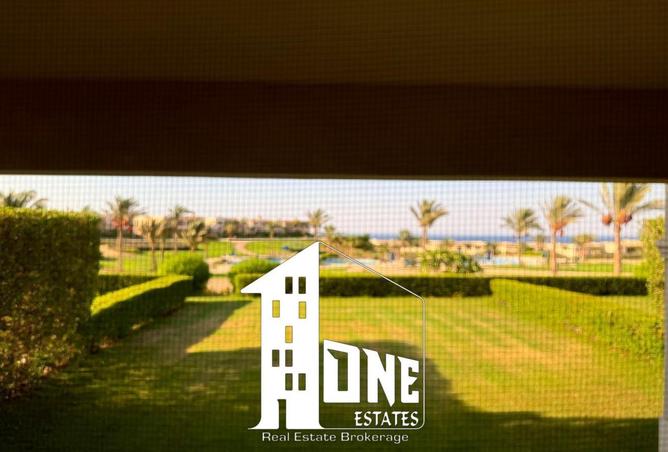 65921100 - Property Image 2