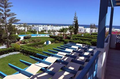 Chalet - 2 Bedrooms - 1 Bathroom for sale in Mountain View - Ras Al Hekma - North Coast