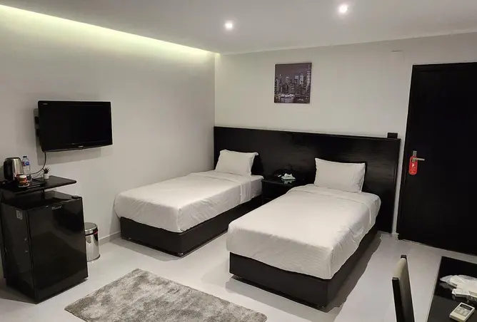 61925683 - Property Image 2