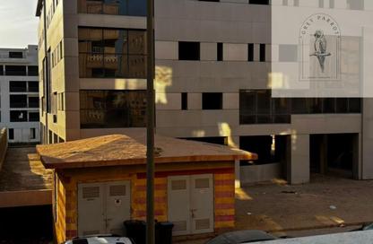 Apartment - 3 - 2 for sale in Al Gezira St. - South Investors Area - New Cairo City - Cairo