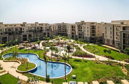 Apartment - 3 Bedrooms - 3 Bathrooms for sale in October Plaza - 6 October Compounds - 6 October City - Giza