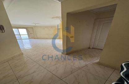 Apartment - 2 Bedrooms - 2 Bathrooms for sale in 6th Sector - Zahraa El Maadi - Hay El Maadi - Cairo