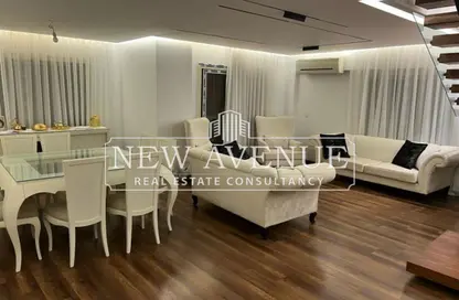 (بنتهاوس  (روف - 3 غرف نوم - 3 حمامات للبيع في ستون ريزيدنس - كمبوندات التجمع الخامس - التجمع الخامس - مدينة القاهرة الجديدة - القاهرة