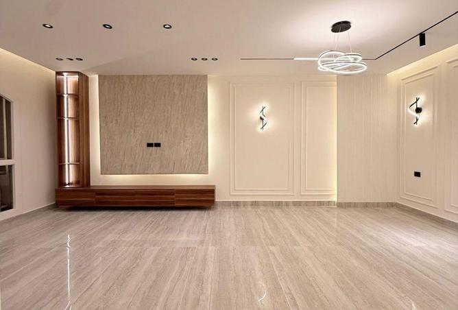 73496157 - Property Image 2