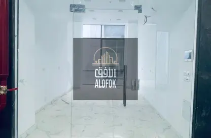 مساحات مكتبية - غرفة نوم للايجار في مون فالي 2 - امتداد المستثمرين الشمالية - مدينة القاهرة الجديدة - القاهرة