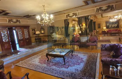 Villa - 5 Bedrooms - 6 Bathrooms for sale in Mena Garden City - Al Motamayez District - 6 October City - Giza