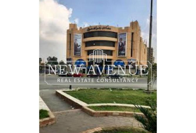 2OsTF0yK5AW - Property Main Image