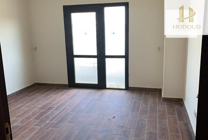 53218203 - Property Image 2