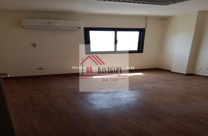 Office Space - Studio - 3 Bathrooms for sale in Abdel Moneim Riad St. - Mohandessin - Giza