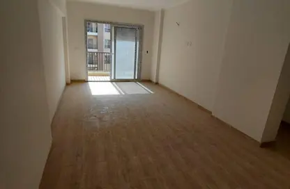 Apartment - 3 Bedrooms - 3 Bathrooms for sale in Capital East - Nasr City Compounds - Nasr City - Cairo