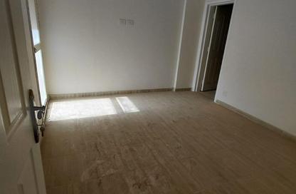 Apartment - 3 Bedrooms - 3 Bathrooms for sale in Capital East - Nasr City Compounds - Nasr City - Cairo