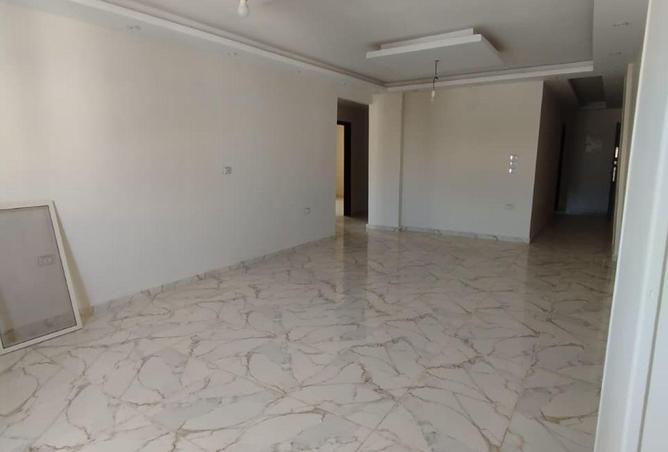 8618265 - Property Image 2