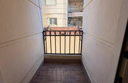 Apartment - 3 Bedrooms - 2 Bathrooms for sale in Al Narges 2 - Al Narges - New Cairo City - Cairo Apartment - 3 Bedrooms - 2 Bathrooms for sale in Al Narges 2 - Al Narges - New Cairo City - Cairo