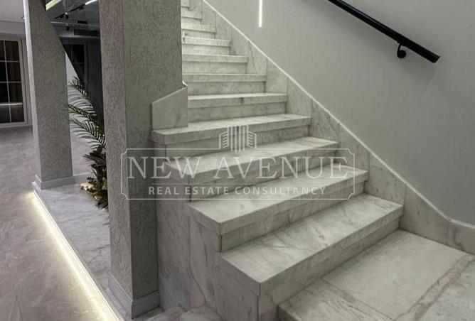 98833052 - Property Image 3