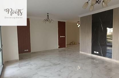 شقة - 3 غرف نوم - 3 حمامات للايجار في ذا كورت ياردز - كمبوندات الشيخ زايد - الشيخ زايد - الجيزة