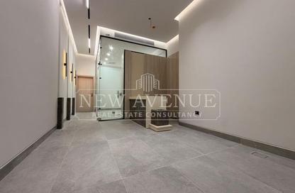 Office Space - Studio - 1 Bathroom for rent in Lake View Residence - 5th Settlement Compounds - The 5th Settlement - New Cairo City - Cairo