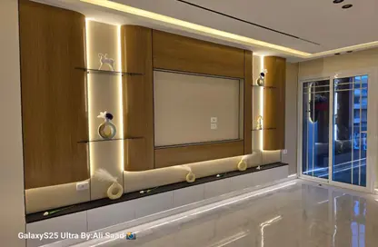 Apartment - 3 Bedrooms - 3 Bathrooms for sale in Gate 4 old - Horus - Hadayek El Ahram - Giza