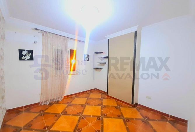 77053342 - Property Image 2