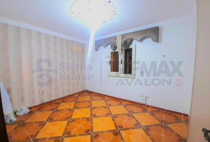 77053342 - Property Image 3