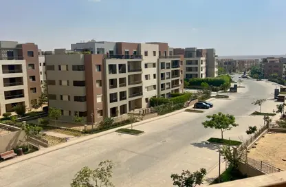 Apartment - 2 Bedrooms - 3 Bathrooms for sale in District 5 - 5th Settlement Compounds - The 5th Settlement - New Cairo City - Cairo