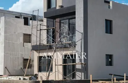 Villa - 4 Bedrooms - 4 Bathrooms for sale in Lake West - Sheikh Zayed Compounds - Sheikh Zayed City - Giza Villa - 4 Bedrooms - 4 Bathrooms for sale in Lake West - Sheikh Zayed Compounds - Sheikh Zayed City - Giza