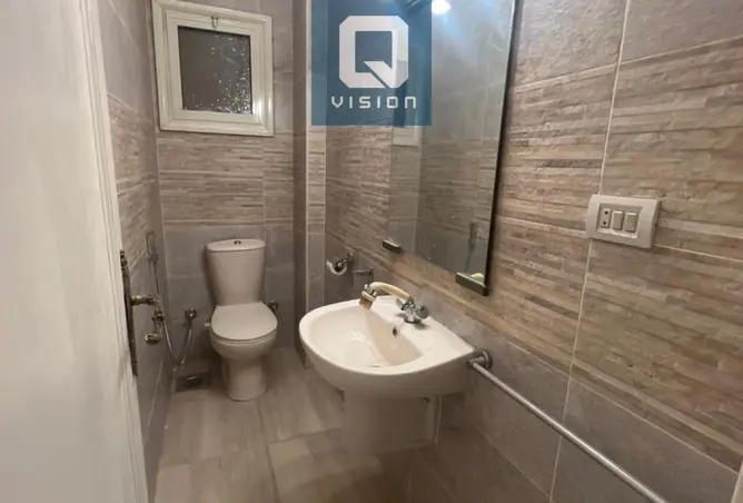 121657210 - Property Image 3