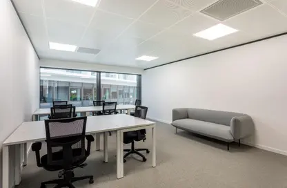 مساحات مكتبية - استوديو - 1 حمام للايجار في طريق الواحات - مدينة 6 أكتوبر - الجيزة