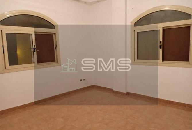 8532592 - Property Image 2