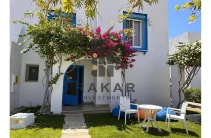 Chalet - 2 Bedrooms - 2 Bathrooms for sale in Mountain View - Ras Al Hekma - North Coast