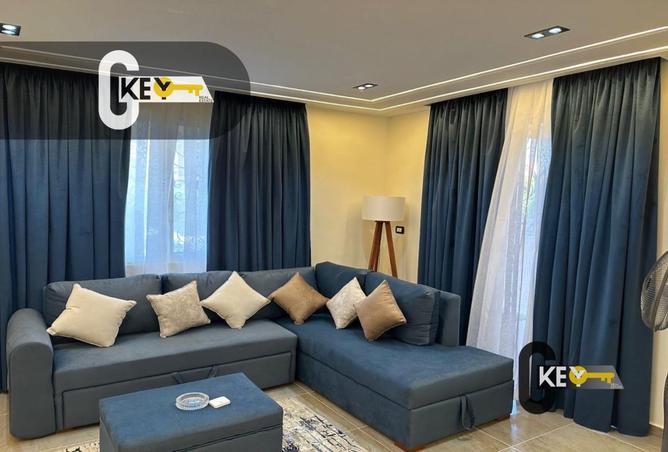 8704900 - Property Image 3